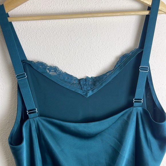 Caslon Lace Trim satin camisole 2X - Picture 4 of 8